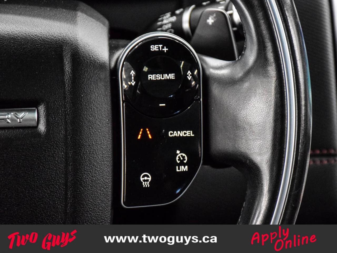 2020 Land Rover Discovery Sport R-Dynamic SE AWD   Panoroof   Leather   Meridian Photo