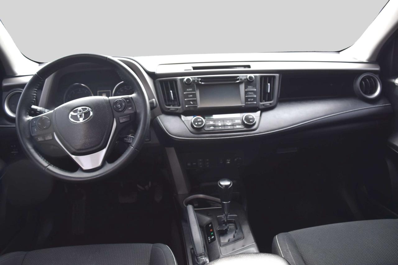 2017 Toyota RAV4 XLE AWD Sunroof Photo