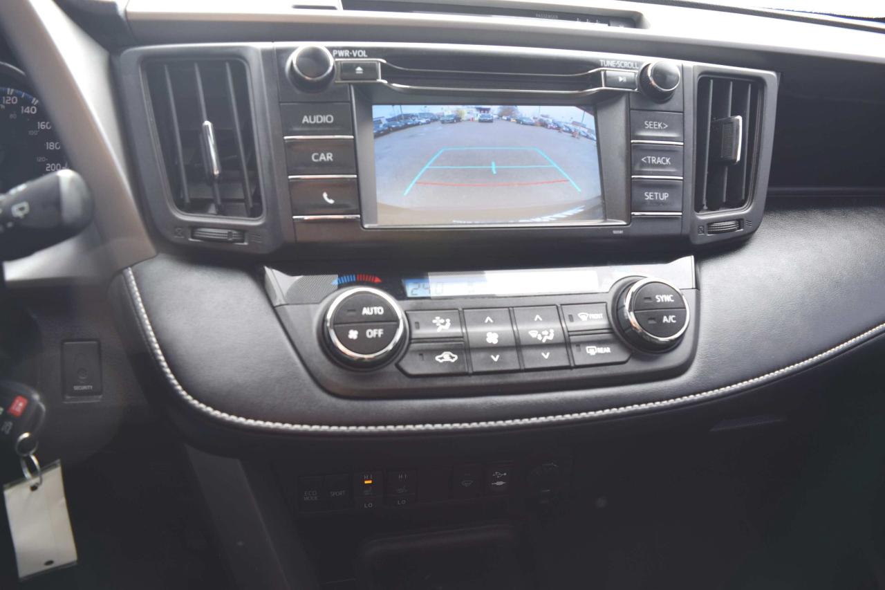 2017 Toyota RAV4 XLE AWD Sunroof Photo