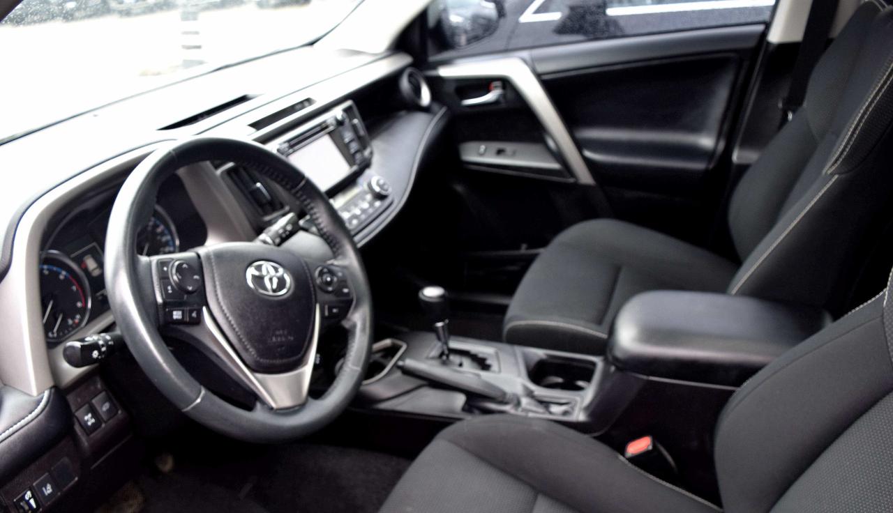 2017 Toyota RAV4 XLE AWD Sunroof Photo