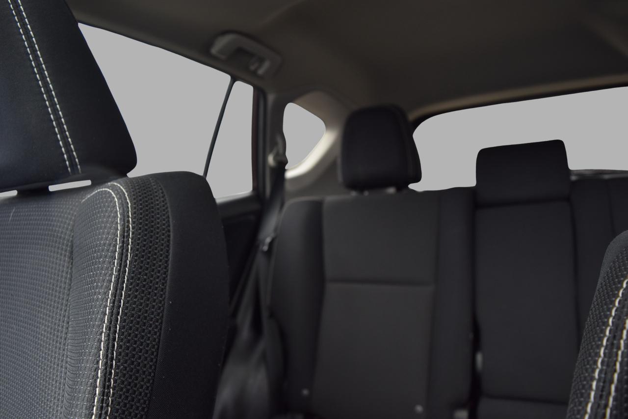 2017 Toyota RAV4 XLE AWD Sunroof Photo