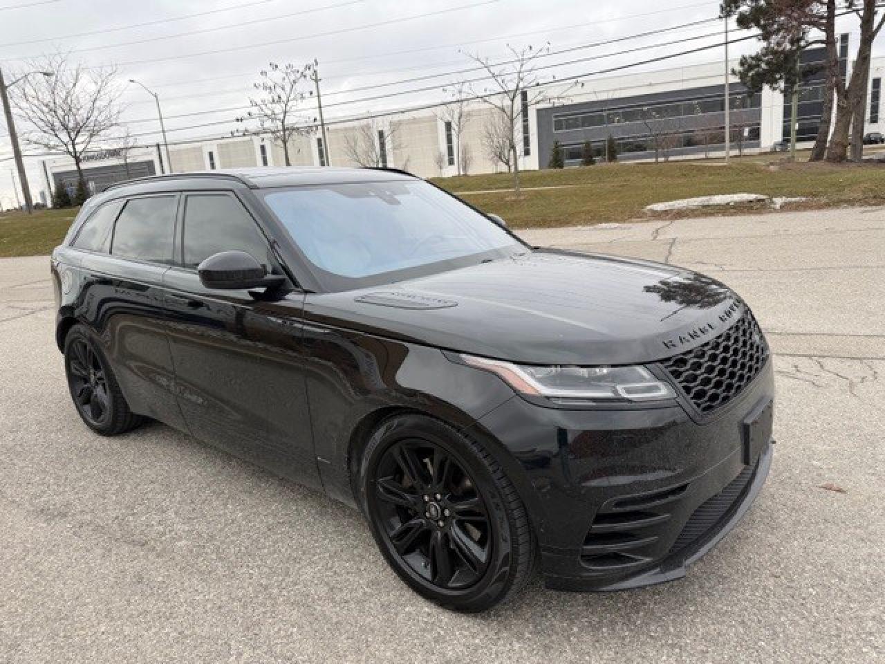 2018 Land Rover Range Rover Velar P380 R-Dynamic SE Panoramic Roof Photo3