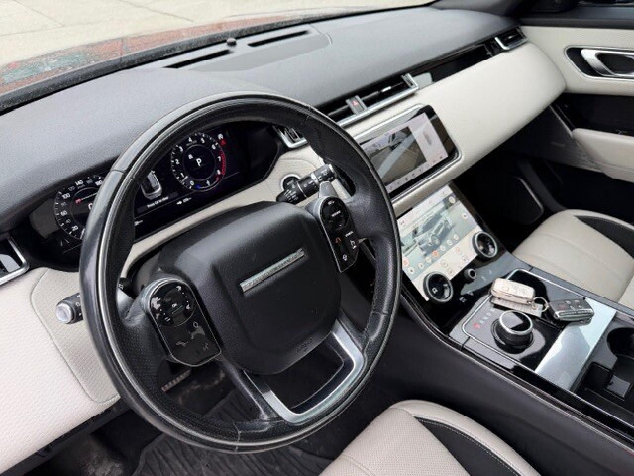 2018 Land Rover Range Rover Velar P380 R-Dynamic SE Panoramic Roof Photo