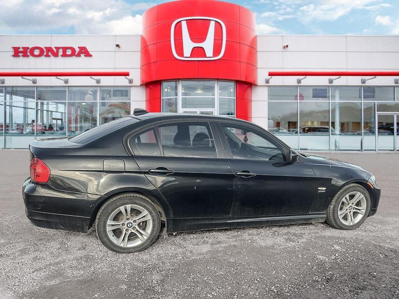 2009 BMW 3 Series 328i xDrive Photo