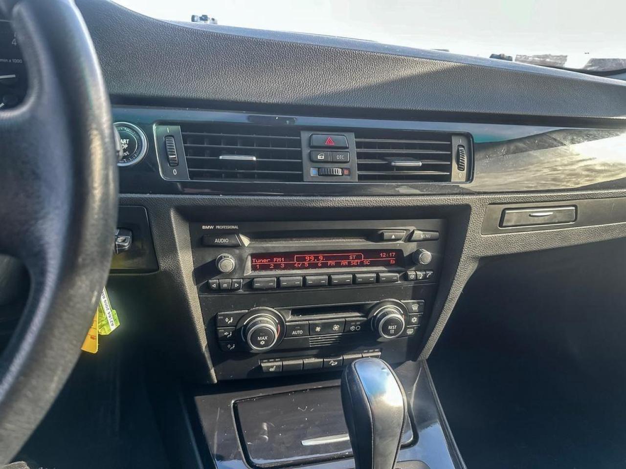 2009 BMW 3 Series 328i xDrive Photo