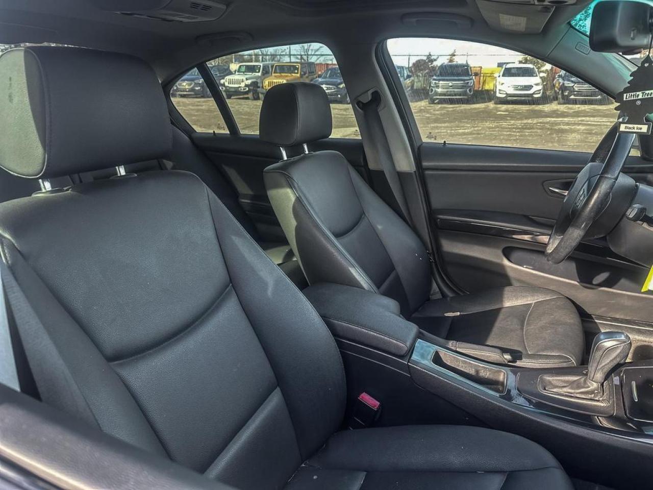 2009 BMW 3 Series 328i xDrive Photo