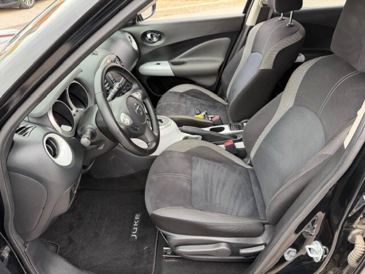 2017 Nissan Juke SV AWD 2 SETS OF WHEELS REMOTE STARTER Photo