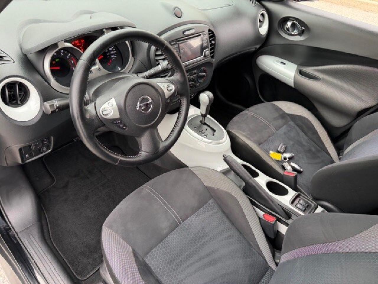 2017 Nissan Juke SV AWD 2 SETS OF WHEELS REMOTE STARTER Photo