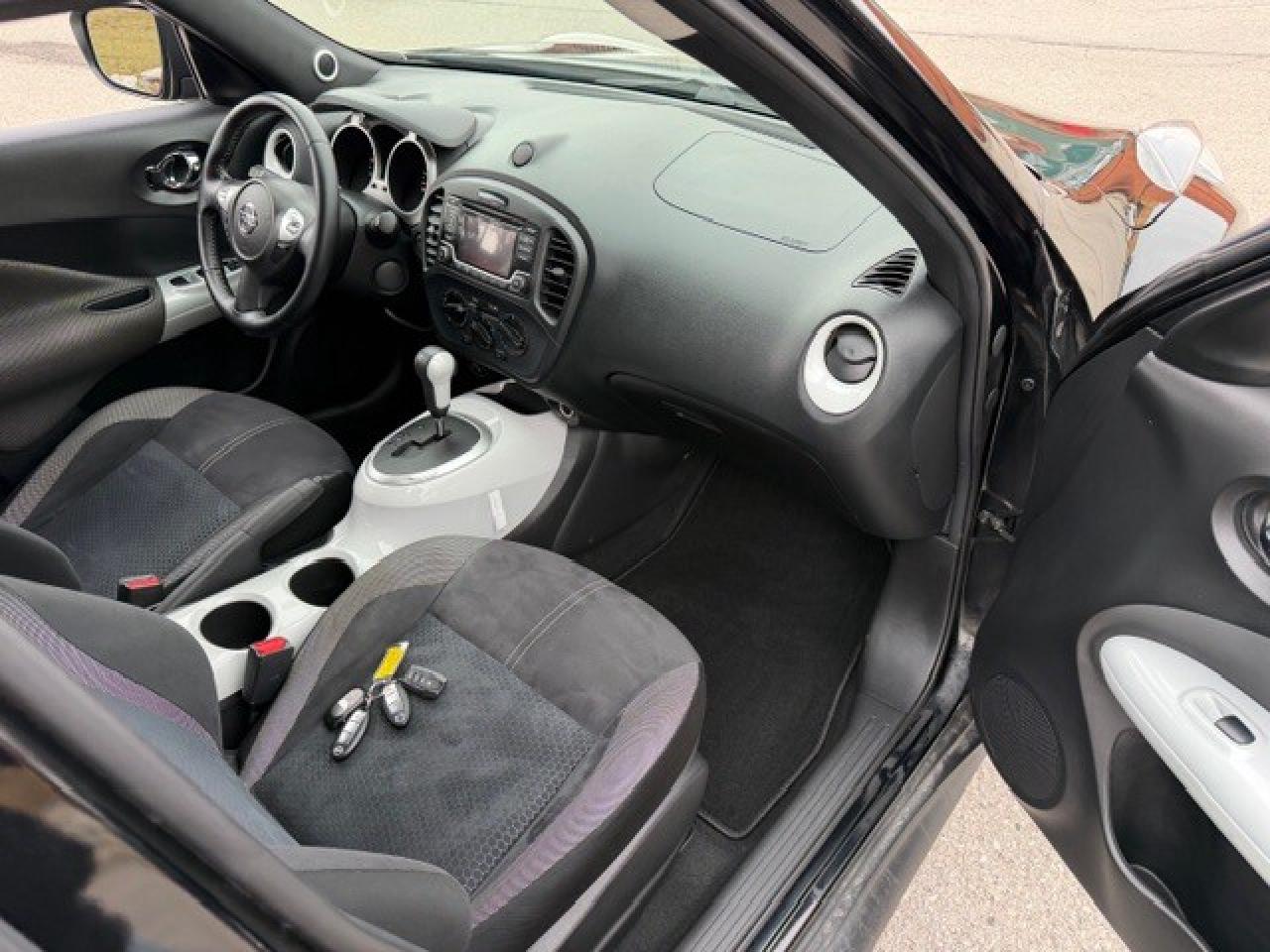 2017 Nissan Juke SV AWD 2 SETS OF WHEELS REMOTE STARTER Photo