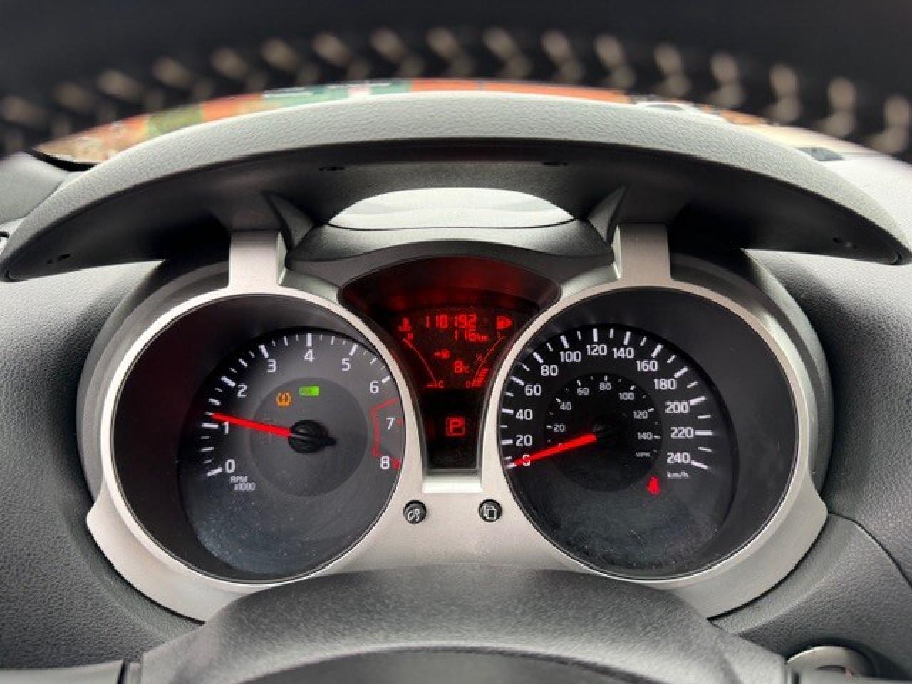 2017 Nissan Juke SV AWD 2 SETS OF WHEELS REMOTE STARTER Photo