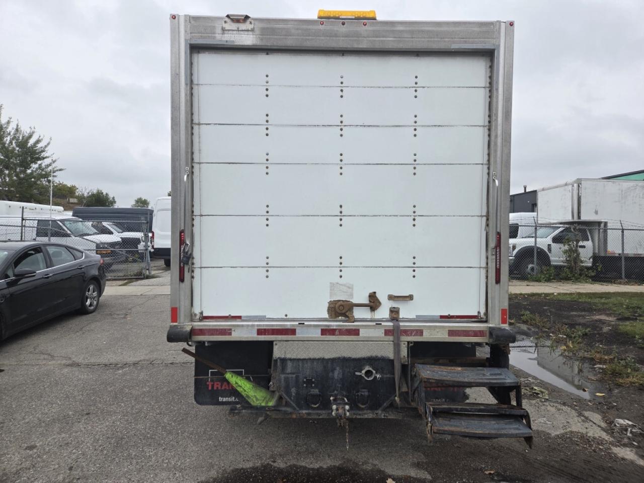 2018 Ford F-550 16Ft Box - 6.7L V8 Diesel - Tow Package Photo