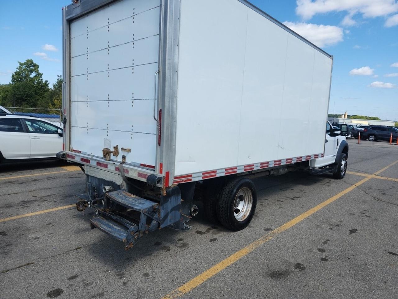 2018 Ford F-550 16Ft Box - 6.7L V8 Diesel - Tow Package Photo