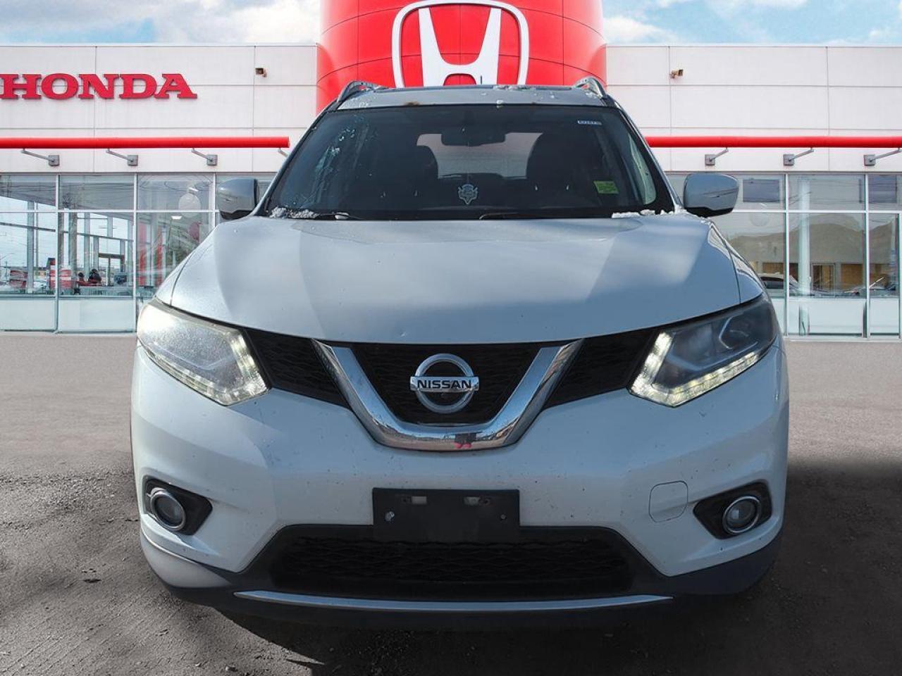 2015 Nissan Rogue SL Photo