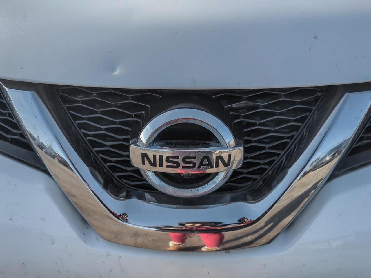 2015 Nissan Rogue SL Photo