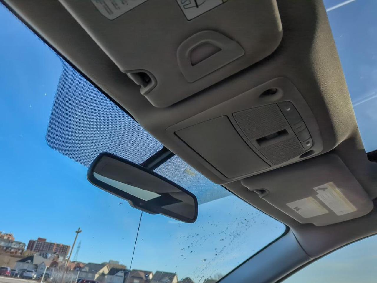 2015 Nissan Rogue SL Photo