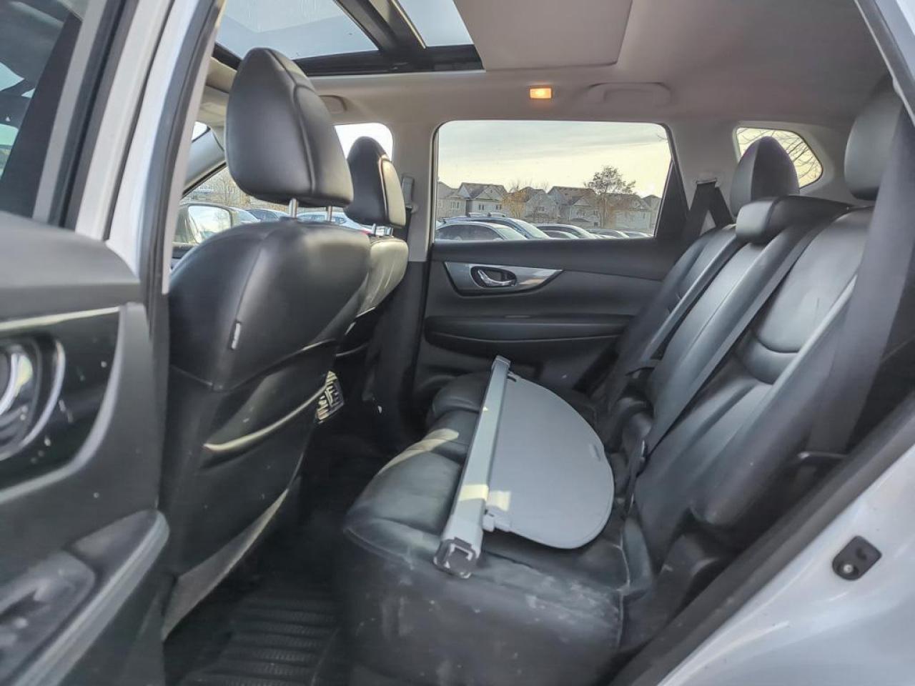 2015 Nissan Rogue SL Photo