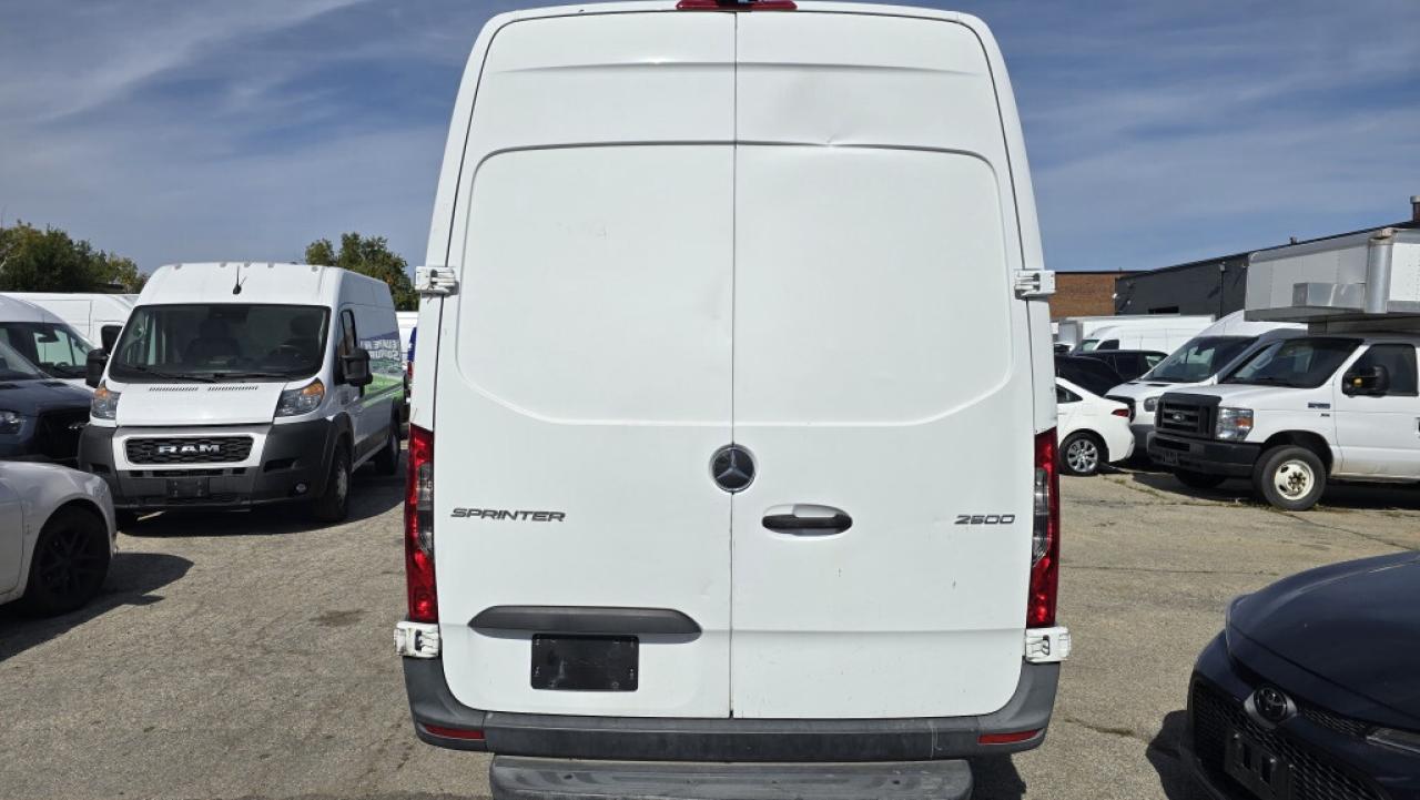 2019 Mercedes-Benz Sprinter Cargo Van 2500 170WB - GASOLINE - CLEAN CARFAX Photo
