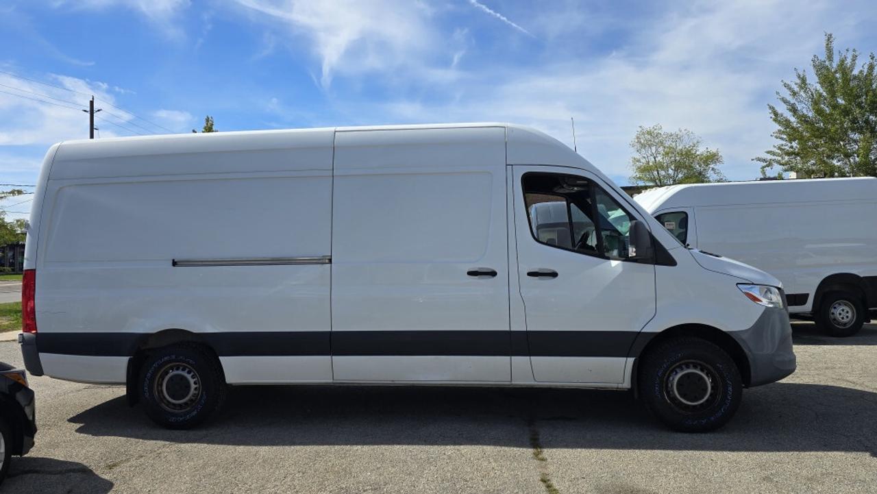 2019 Mercedes-Benz Sprinter Cargo Van 2500 170WB - GASOLINE - CLEAN CARFAX Photo