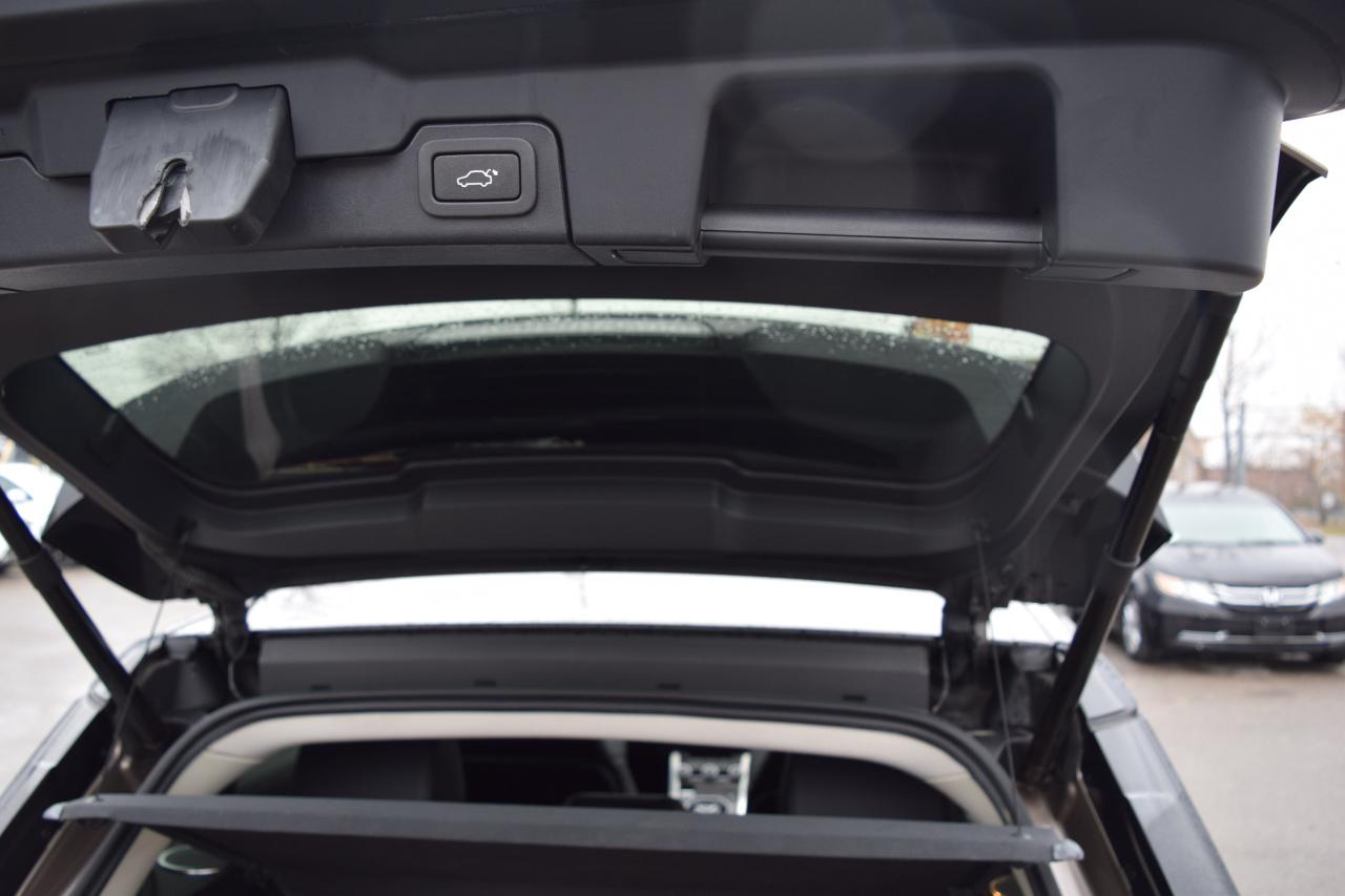 2015 Land Rover Range Rover Evoque Pure City Navi AWD Photo