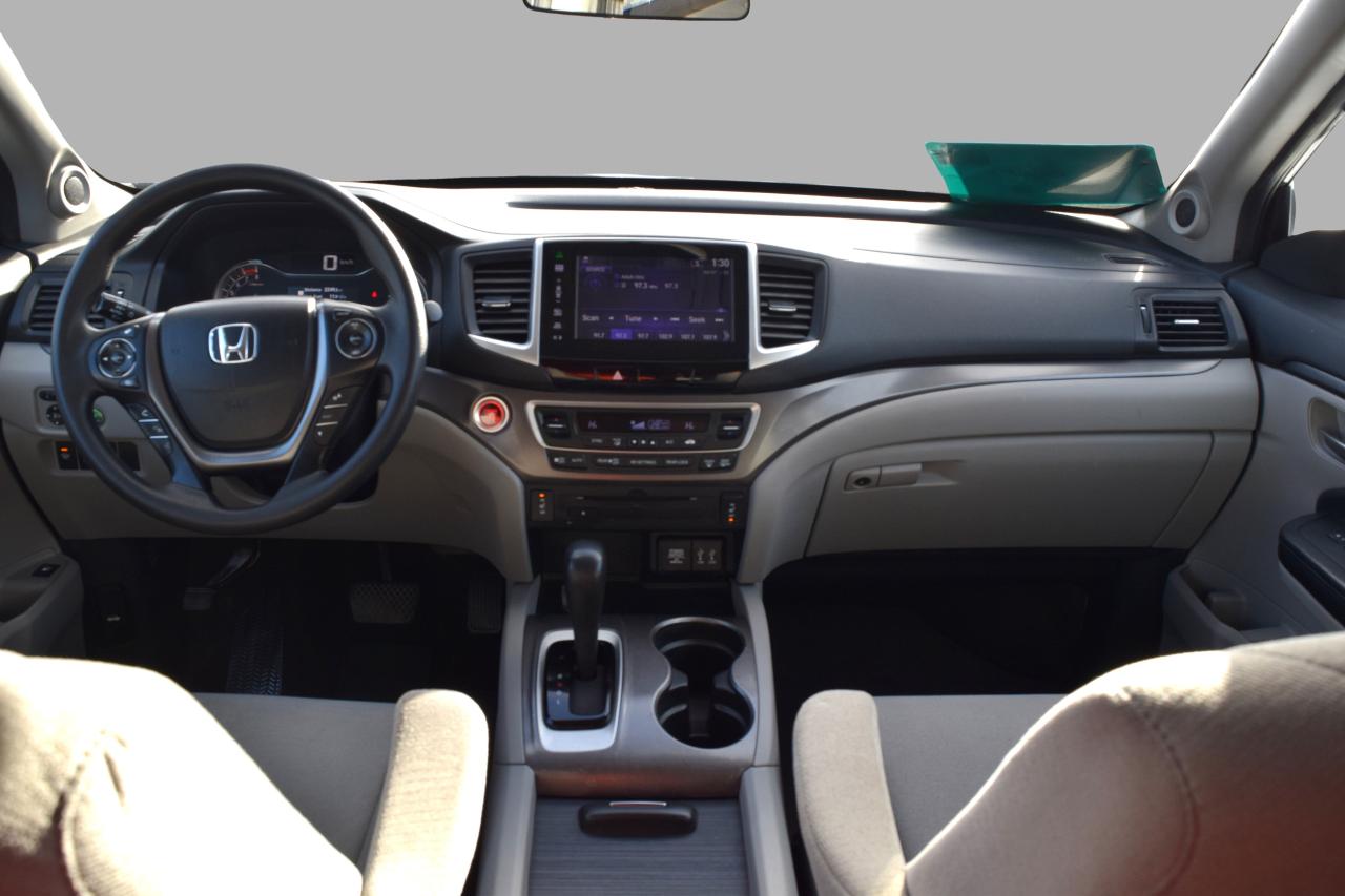 2016 Honda Pilot LX Back Up Camera Photo