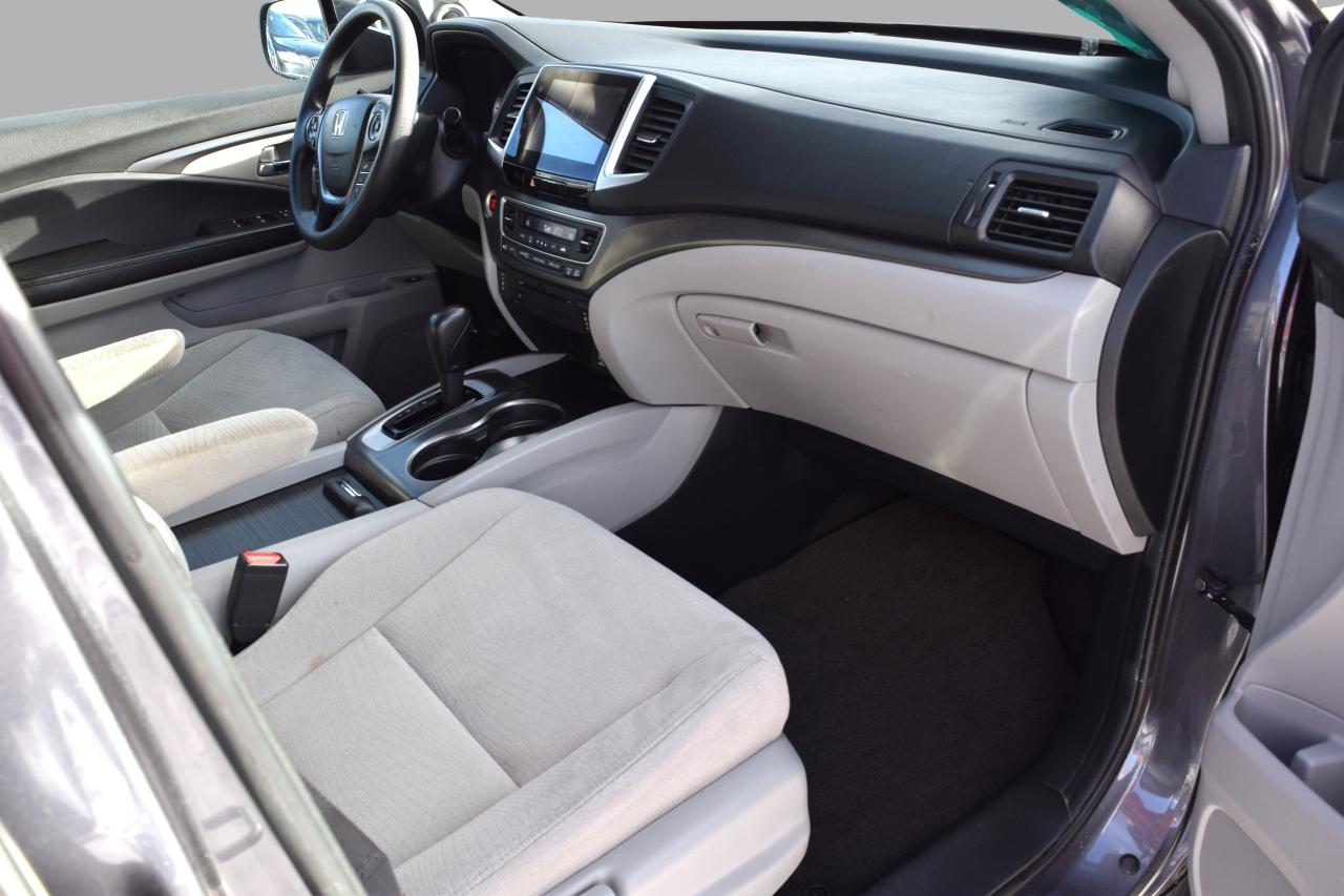 2016 Honda Pilot LX Back Up Camera Photo