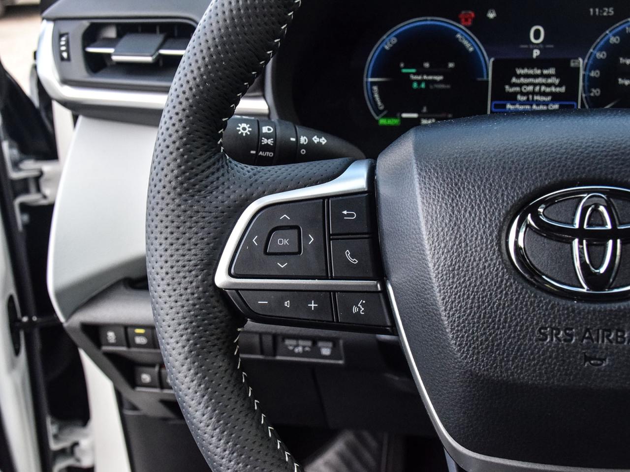 2025 Toyota Sienna XSE Photo