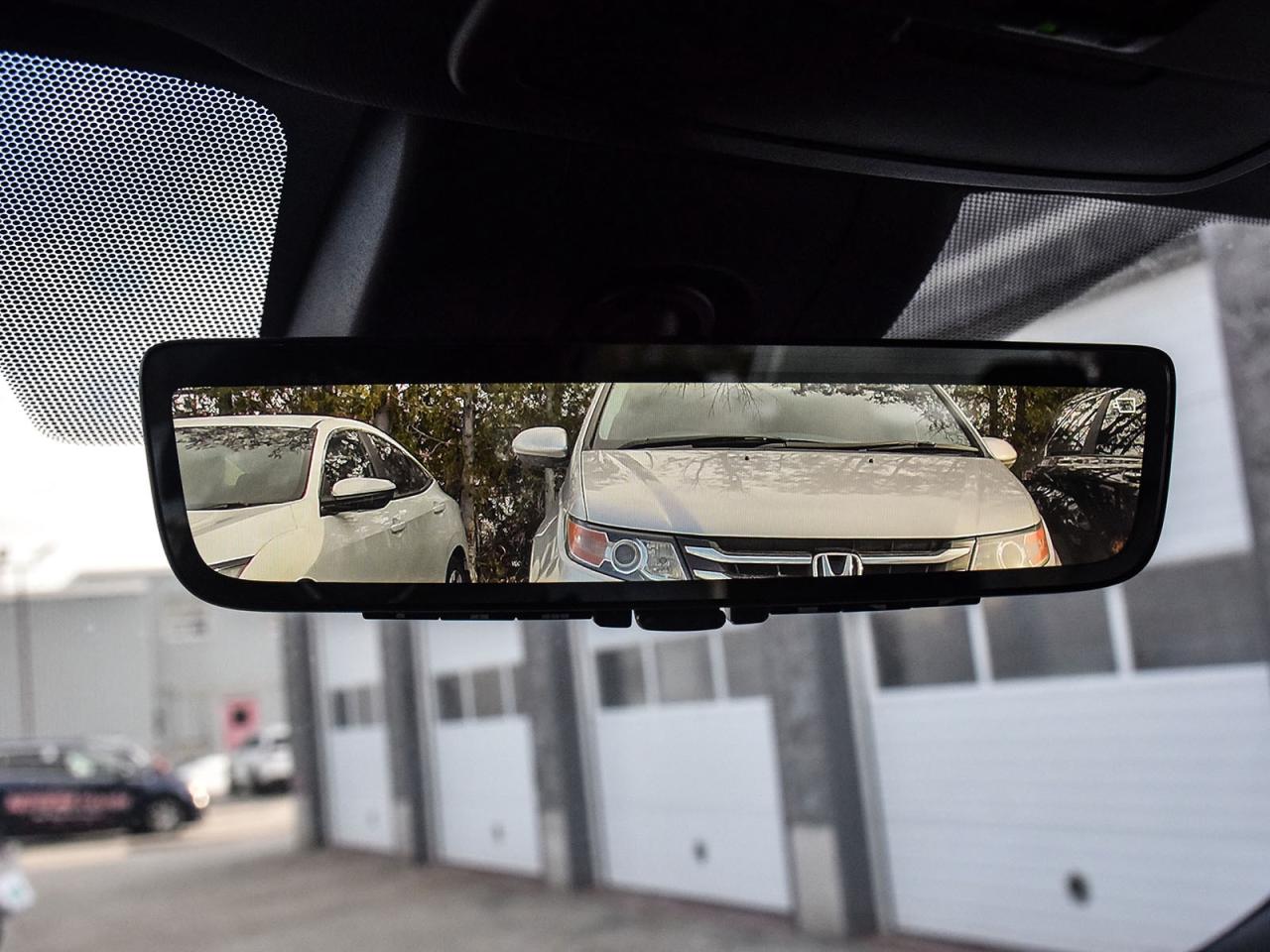 2025 Toyota Sienna XSE Photo