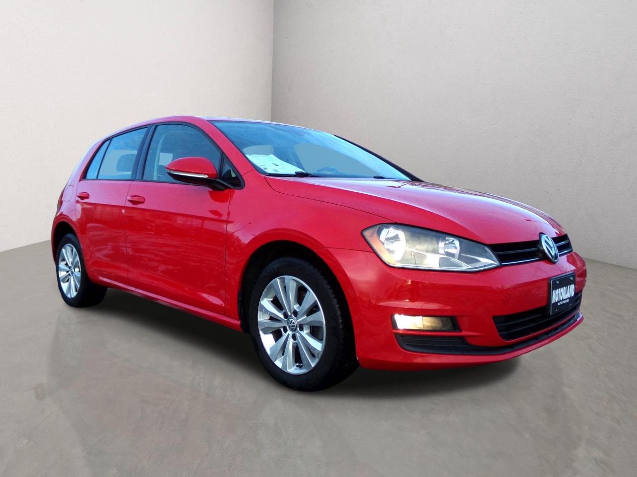 2017 Volkswagen Golf TSI Manual Photo