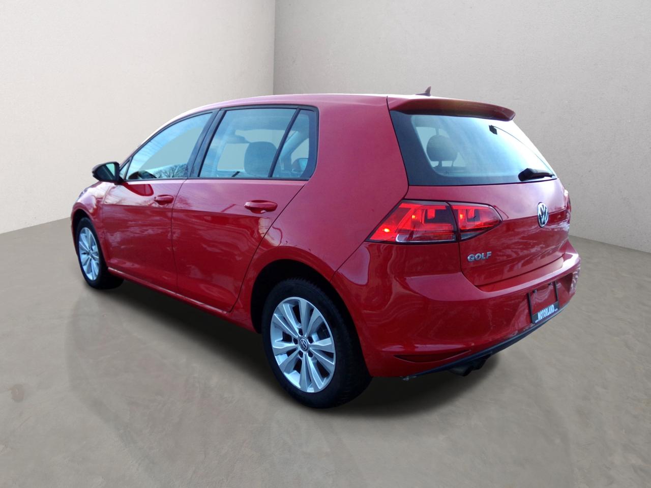 2017 Volkswagen Golf TSI Manual Photo