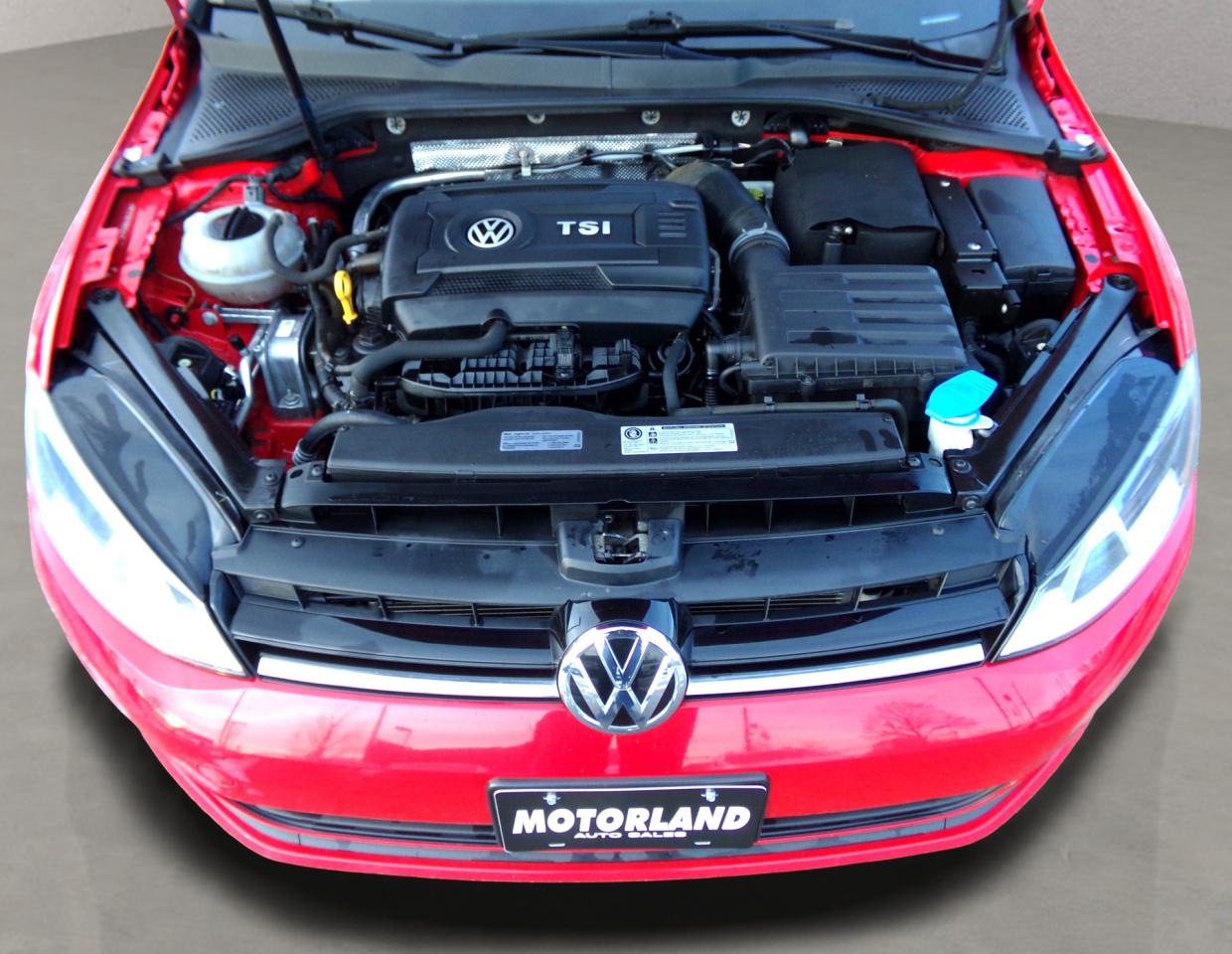 2017 Volkswagen Golf TSI Manual Photo