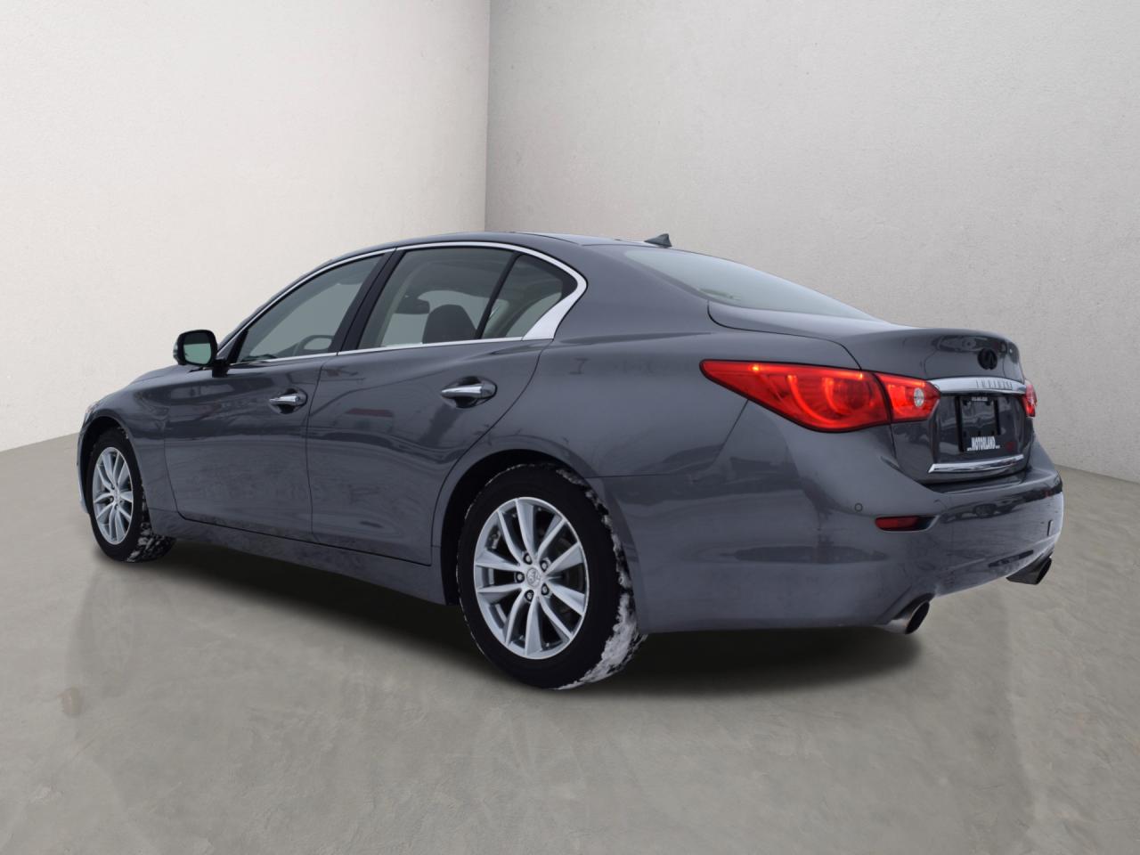 2016 Infiniti Q50 2.0T Premium Navigation Photo