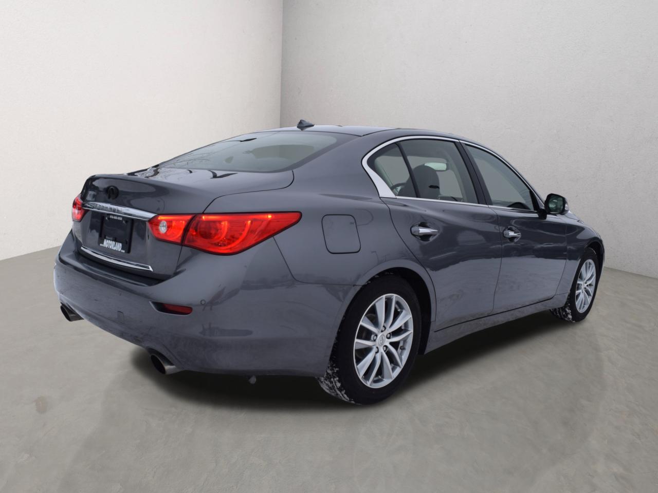2016 Infiniti Q50 2.0T Premium Navigation Photo