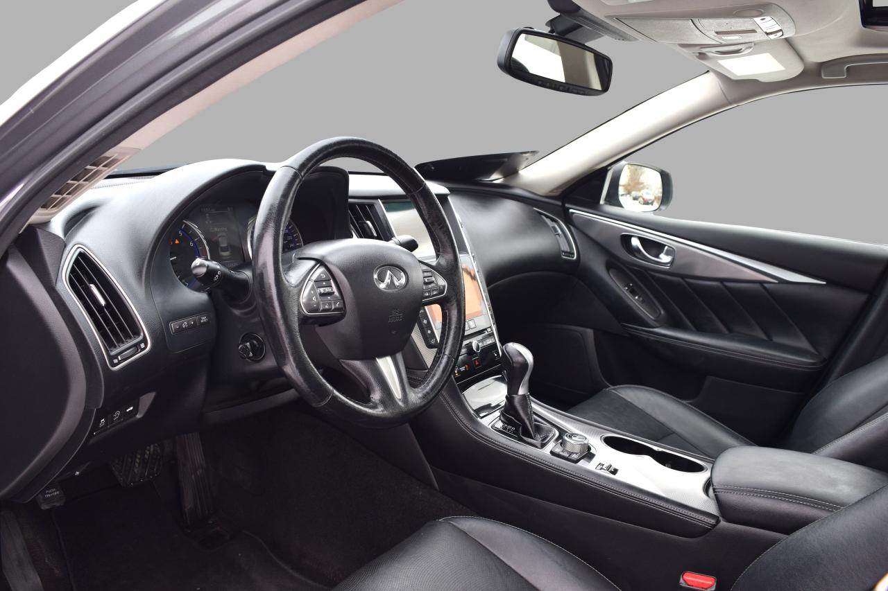 2016 Infiniti Q50 2.0T Premium Navigation Photo