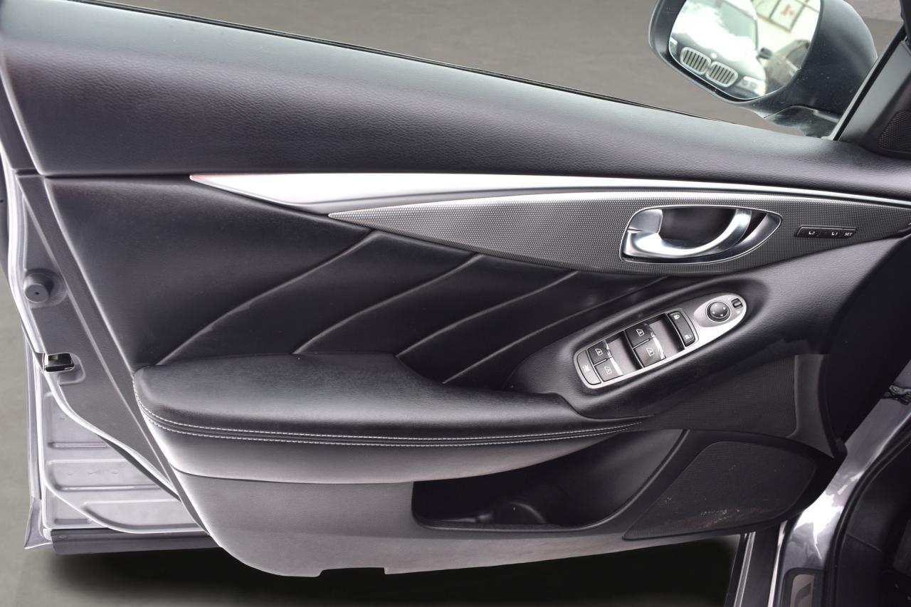 2016 Infiniti Q50 2.0T Premium Navigation Photo