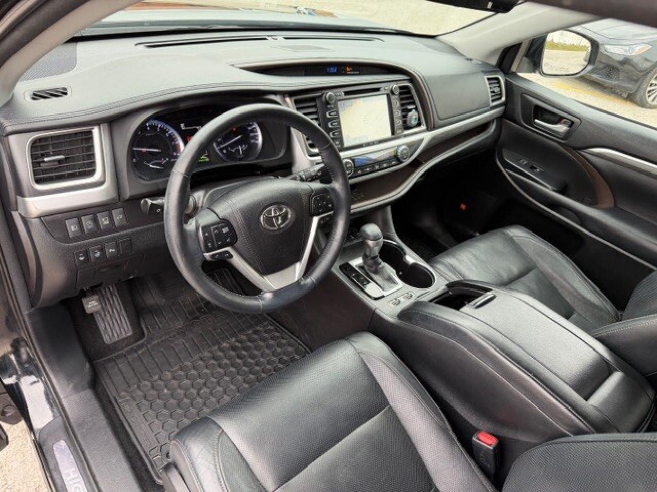 2018 Toyota Highlander AWD Limited v6 360 Camera Pano Roof Photo