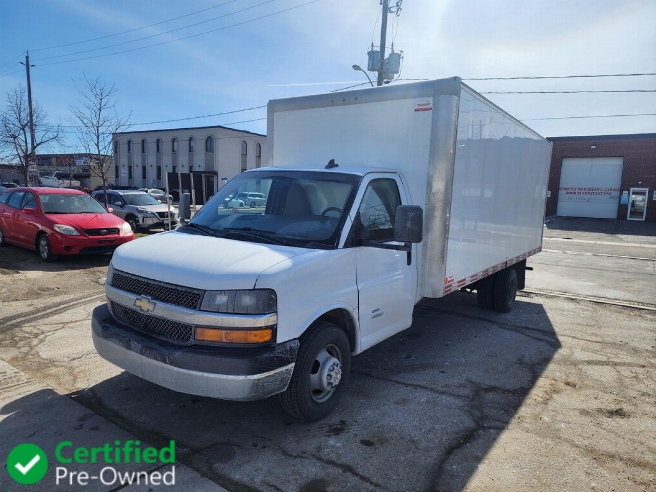 2021 GMC Savana G4500 - 18Ft Box - 6.6L V8 Gasoline - Ramp Photo