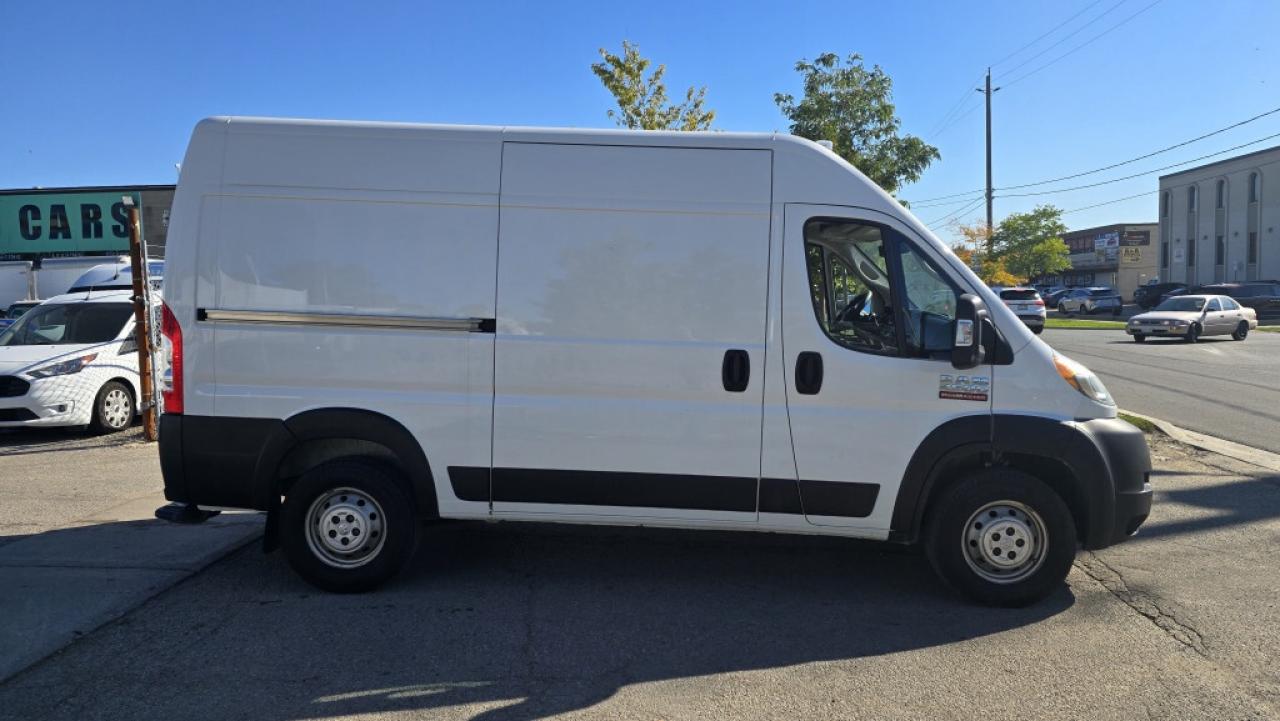 2022 RAM ProMaster 2500 - 136WB (10Ft Cargo Length) High Roof - Shelv Photo