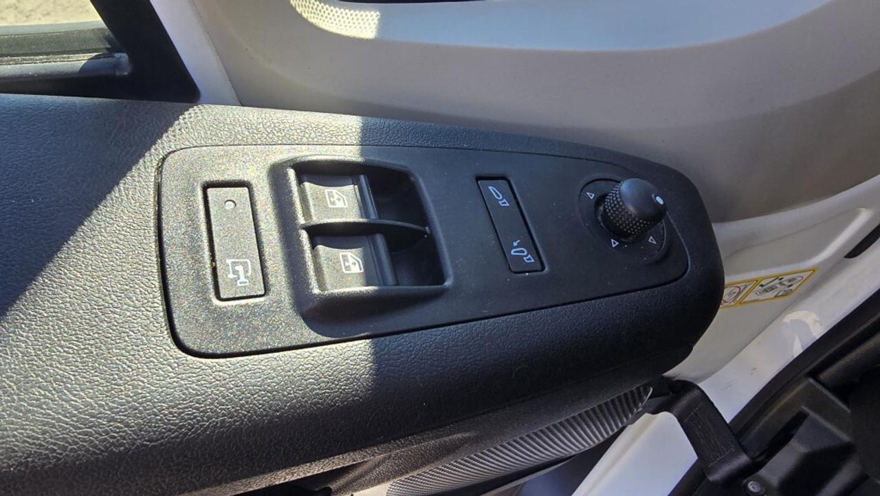 2022 RAM ProMaster 2500 - 136WB (10Ft Cargo Length) High Roof - Shelv Photo