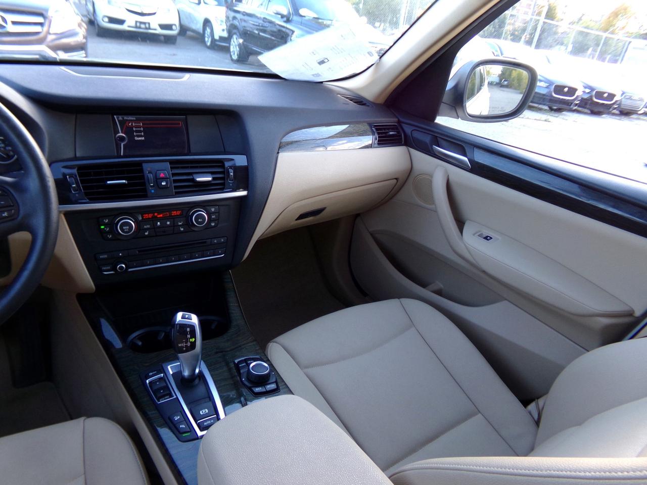 2014 BMW X3 xDrive28i Panoramic Sunroof Photo