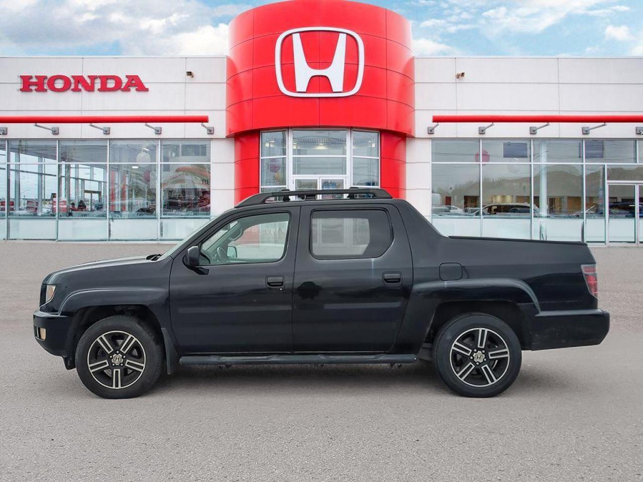 2014 Honda Ridgeline SPORT Photo2