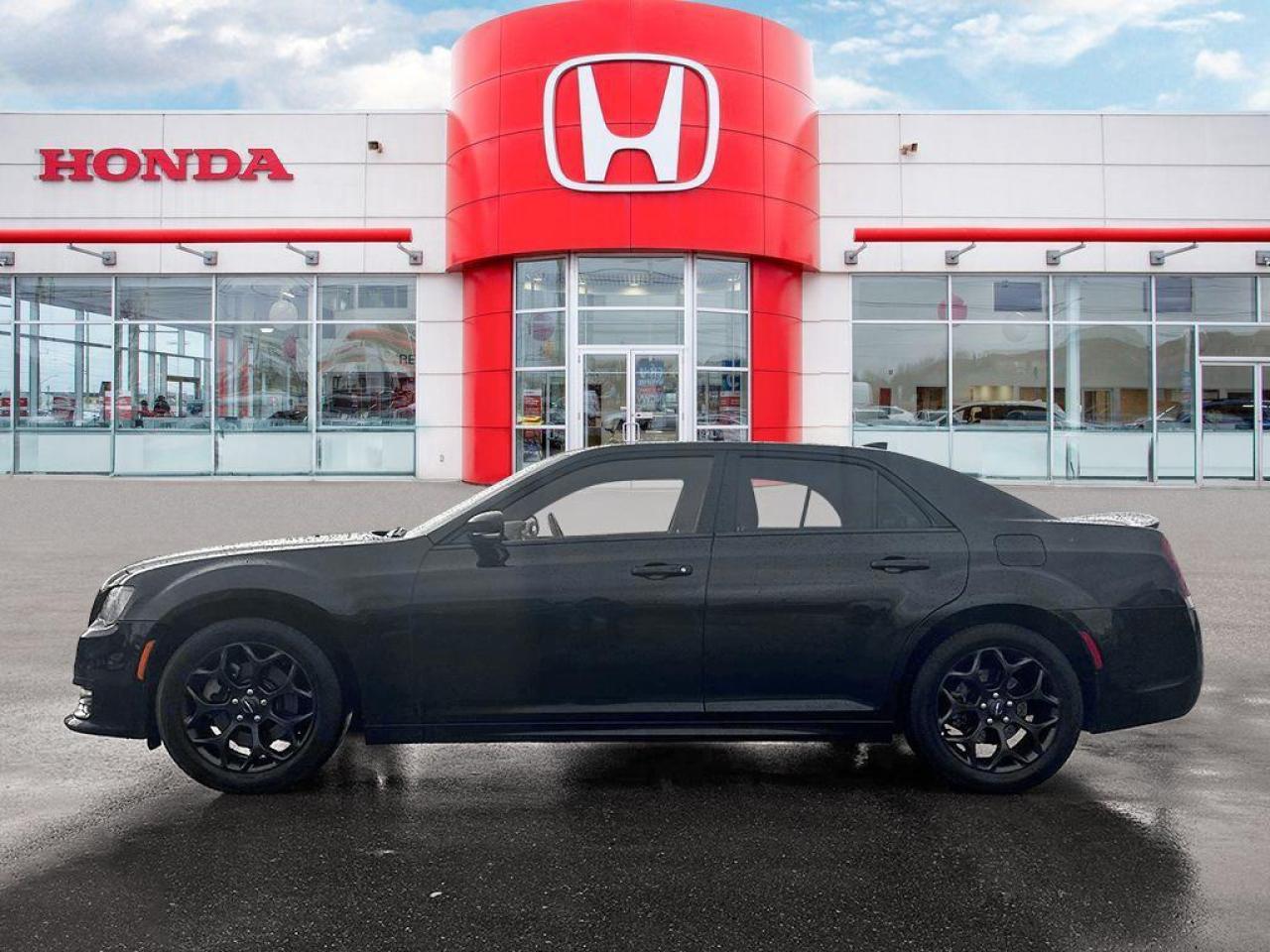 2021 Chrysler 300 S Photo