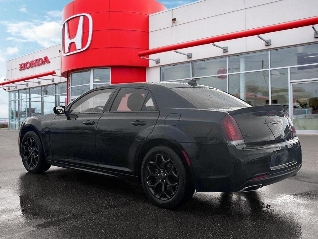 2021 Chrysler 300 S Photo