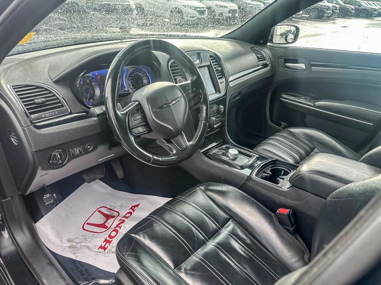 2021 Chrysler 300 S Photo