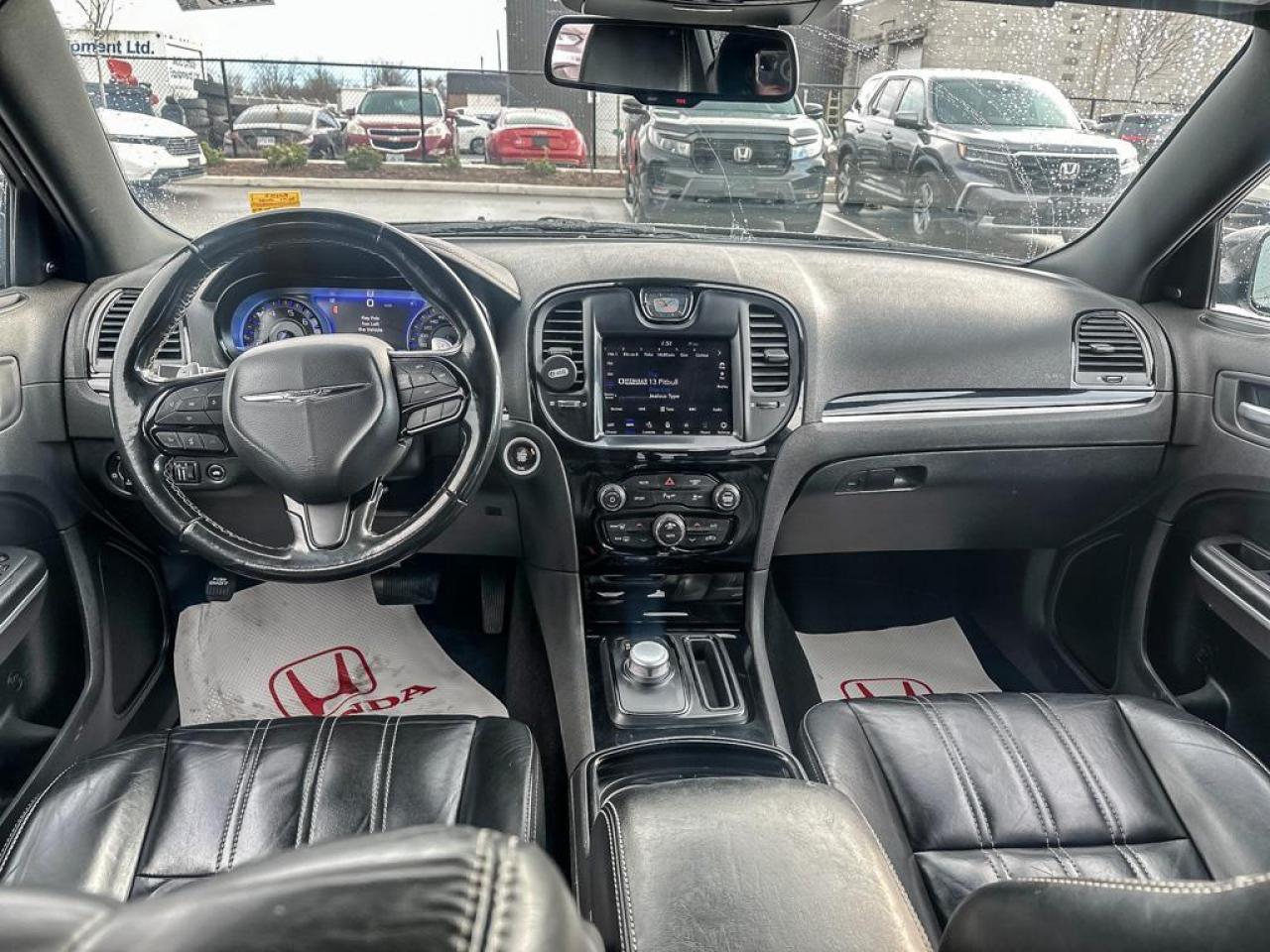 2021 Chrysler 300 S Photo