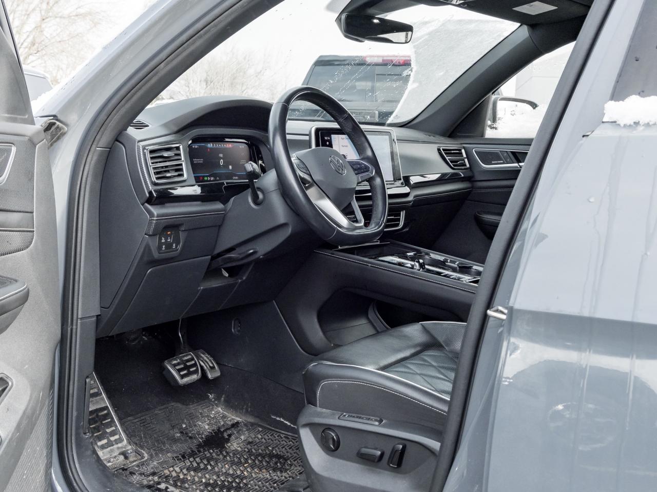 2024 Volkswagen Atlas Cross Sport Execline 2.0 TSI 4MOTION Photo