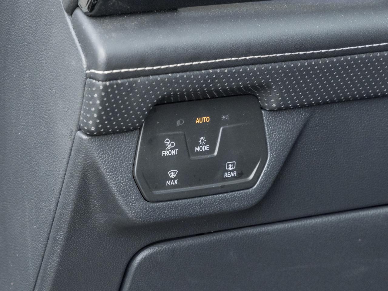 2024 Volkswagen Atlas Cross Sport Execline 2.0 TSI 4MOTION Photo