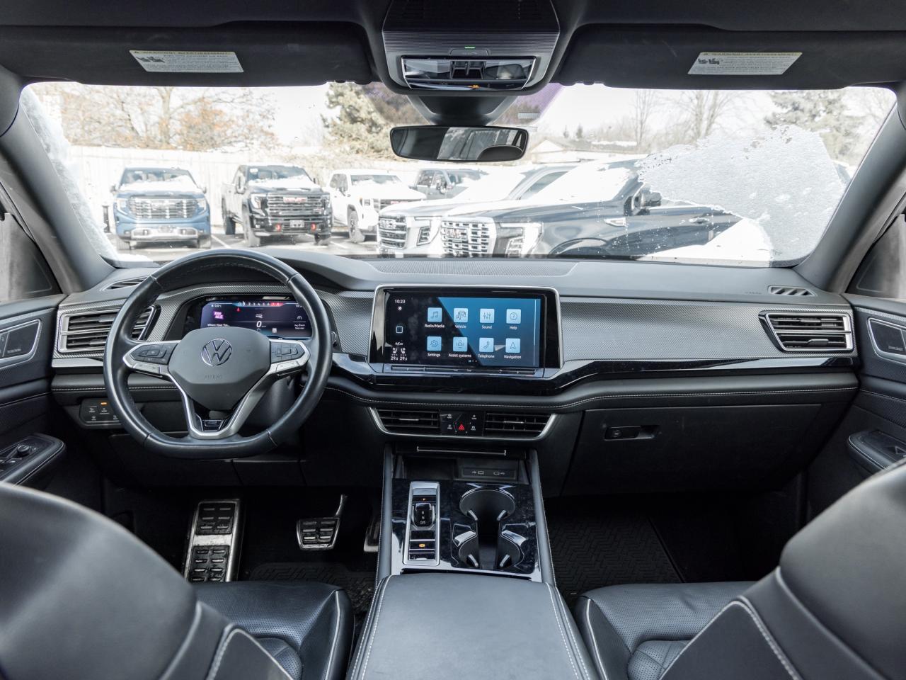 2024 Volkswagen Atlas Cross Sport Execline 2.0 TSI 4MOTION Photo