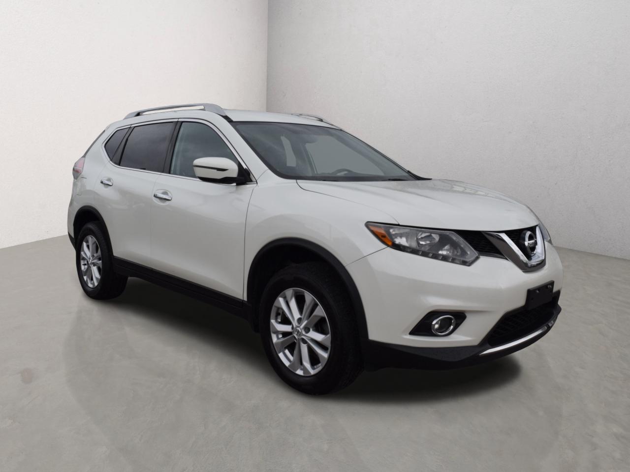 2016 Nissan Rogue SV AWD BACK UP CAMERA Photo2