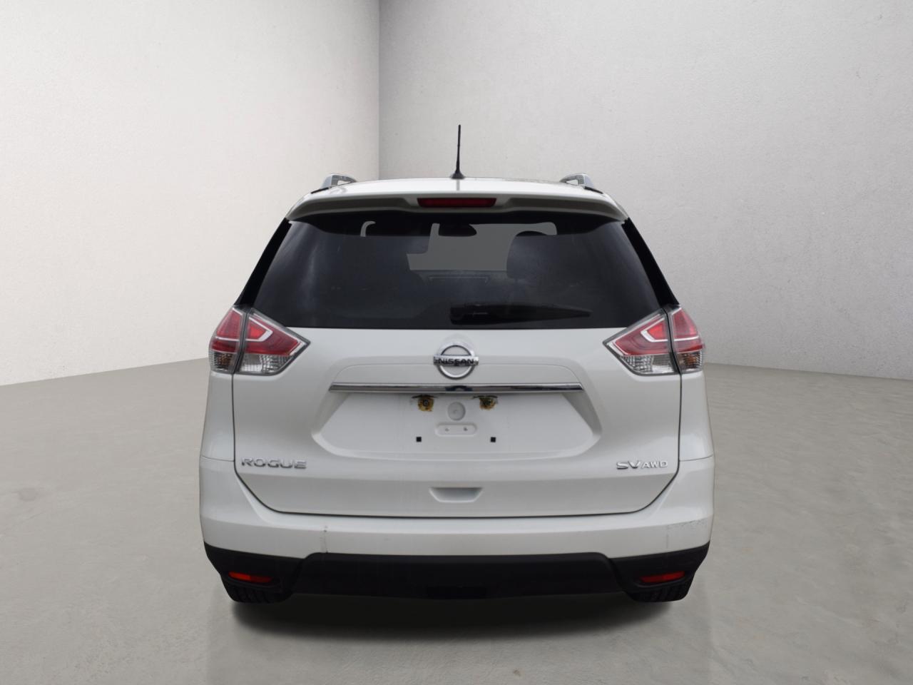 2016 Nissan Rogue SV AWD BACK UP CAMERA Photo