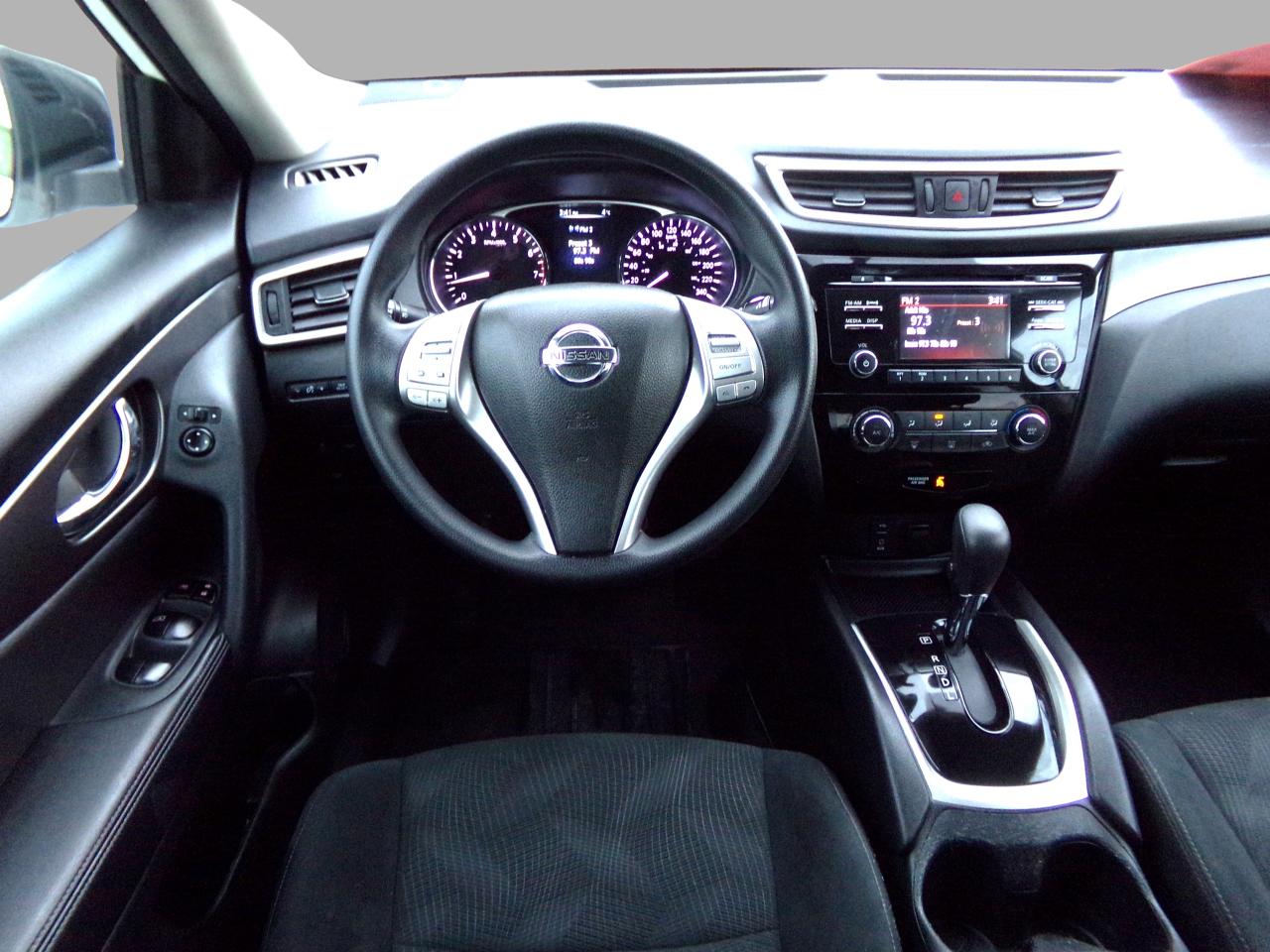 2016 Nissan Rogue SV AWD BACK UP CAMERA Photo